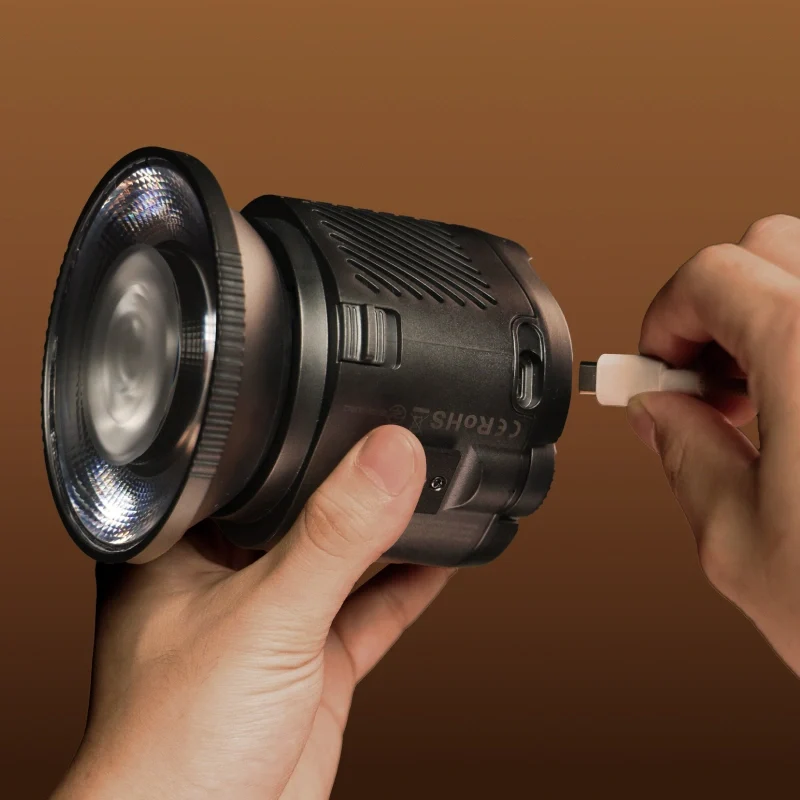 Luz de Video y Flash Ulanzi LC60 LightOn 60W Mini Bowens