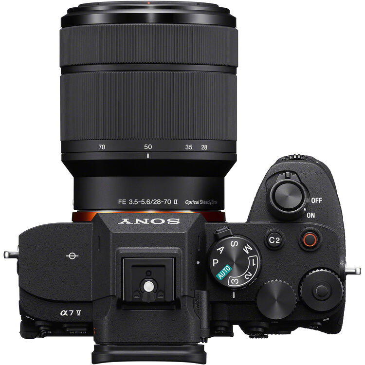 Camara Sony a7V Mirrorless con lente 28-70mm II Full Frame