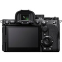Camara Sony a7V Mirrorless con lente 28-70mm II Full Frame