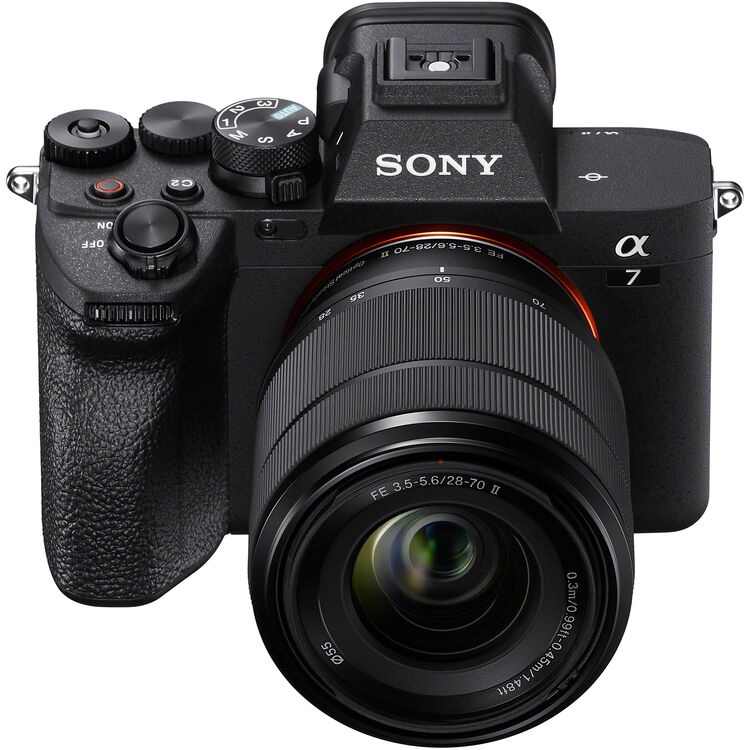 Camara Sony a7IV Mirrorless con lente 28-70mm II Full Frame