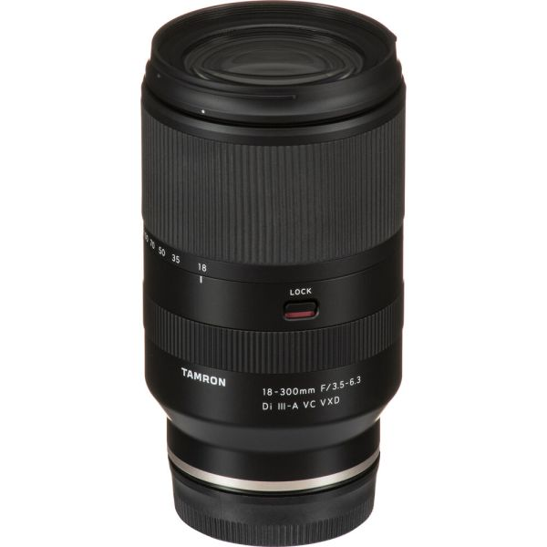 Lente Tamron 18-300mm f/3.5-6.3 Di III-A VC VXD Sony E Mount